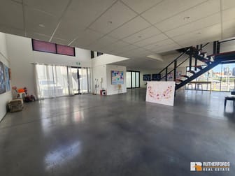 4/1 Millers Road Brooklyn VIC 3012 - Image 3