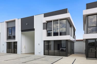 Click to view all images 1 & 3 Foundry Court Huntingdale VIC 3166 - Image 2