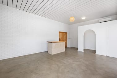 2/510 Smollett Street Albury NSW 2640 - Image 2