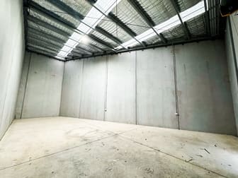 9 Cave Place Clyde North VIC 3978 - Image 3