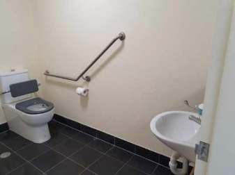 Click to view all images 2/271 Pease St Edge Hill QLD 4870 - Image 3