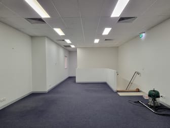 2/18 Ravenhall Way Ravenhall VIC 3023 - Image 3