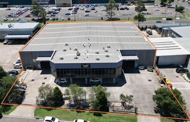 Warehouse & Office/8 Sheridan Close Milperra NSW 2214 - Image 1
