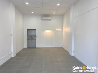 2/86 Days Road Grange QLD 4051 - Image 2