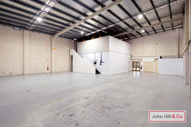 Click to view all images E2/2 Packard Avenue Castle Hill NSW 2154 - Image 3