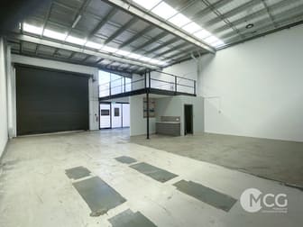 Click to view all images Unit 14, 562 Geelong Road Brooklyn VIC 3012 - Image 2