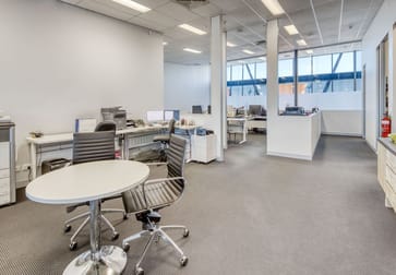 8 Metroplex Avenue Murarrie QLD 4172 - Image 3