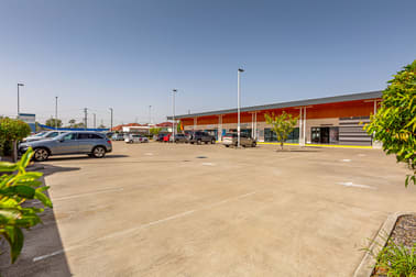 2/290 Bourbong Street Bundaberg West QLD 4670 - Image 3