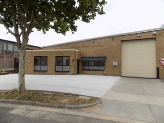 8 Remont Court Cheltenham VIC 3192 - Image 1