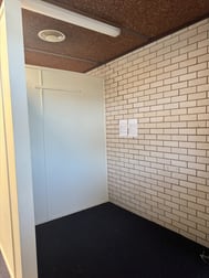 2/5 Violet Street Redcliffe QLD 4020 - Image 3