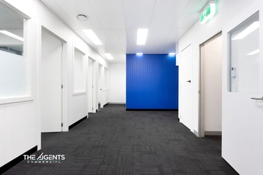 2/150 Palmers Road Truganina VIC 3029 - Image 1