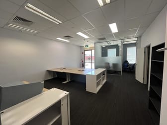 Unit 2/21 Blake Street Wagga Wagga NSW 2650 - Image 2