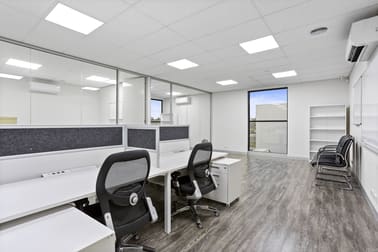 6/19-21 Concorde Crescent Werribee VIC 3030 - Image 3