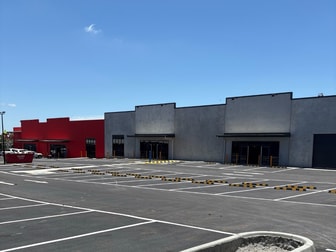 Click to view all images 10-16 Hyde Court Harristown QLD 4350 - Image 2