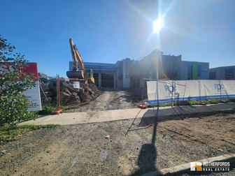 15 Fullarton Drive Epping VIC 3076 - Image 2