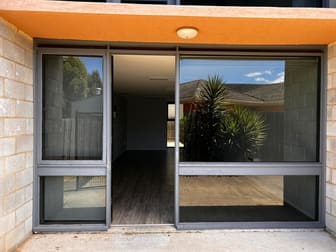 7/27 Synnot Street Werribee VIC 3030 - Image 2