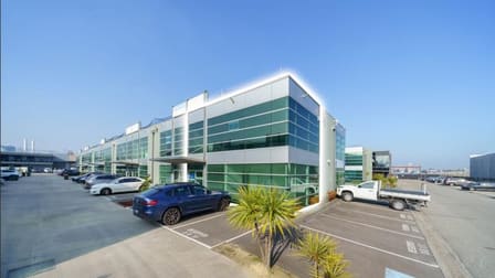 17/3 Westside Ave Port Melbourne VIC 3207 - Image 1