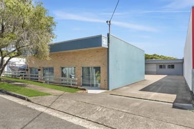 Unit 4/21 Allen Street Moffat Beach QLD 4551 - Image 3
