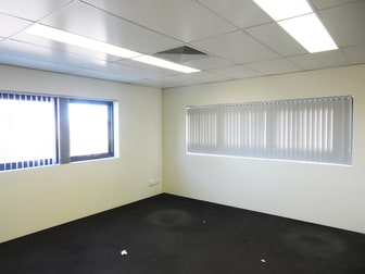 2/37 Discovery Drive Bibra Lake WA 6163 - Image 3