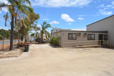 20 Hewittson Road Edinburgh North SA 5113 - Image 2