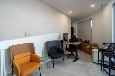 1B/2 Davenport St Southport QLD 4215 - Image 3