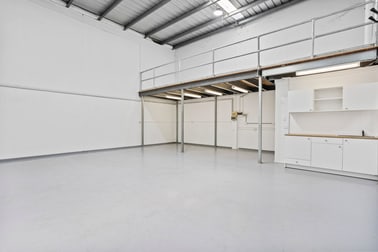 2/22 Hutchinson Street Burleigh Heads QLD 4220 - Image 3