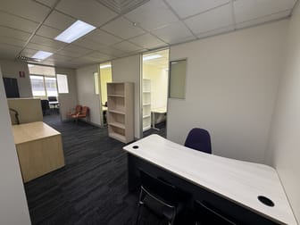 Unit 6/17 Napier Close Deakin ACT 2600 - Image 2