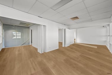 5/5 Executive Drive Burleigh Waters QLD 4220 - Image 3
