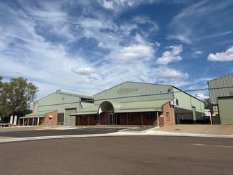 2/19 Macintosh Street Tamworth NSW 2340 - Image 1