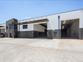 Unit 2, 33 Miller Street Murarrie QLD 4172 - Image 1