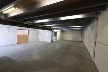 2/8-10 Hampton Road Burleigh Heads QLD 4220 - Image 2