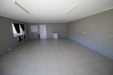 12 Hicks Street Emerald QLD 4720 - Image 2