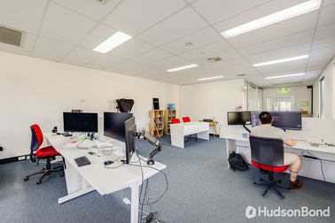 2/4 Stutt Avenue Doncaster VIC 3108 - Image 2