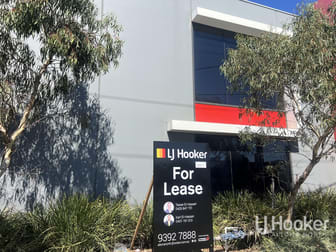 2/1 Millers Road Brooklyn VIC 3012 - Image 2