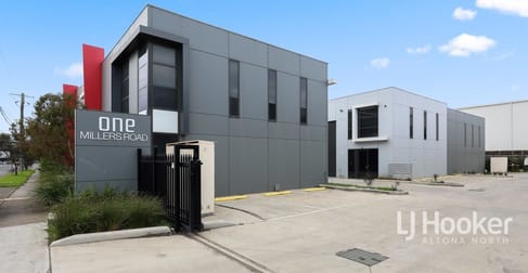 2/1 Millers Road Brooklyn VIC 3012 - Image 1