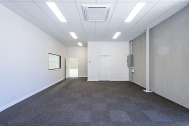 22 Val Reid Crescent Hume ACT 2620 - Image 3