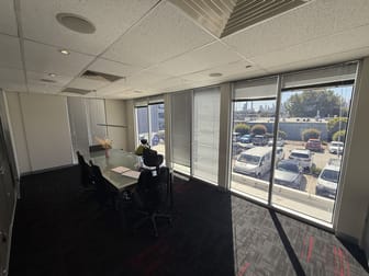 Unit 3 / 5 Phillip Court Port Melbourne VIC 3207 - Image 3