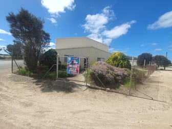 Click to view all images 40 Minlaton Road Yorketown SA 5576 - Image 1
