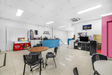 4/8 Brooks Avenue Wyoming NSW 2250 - Image 2
