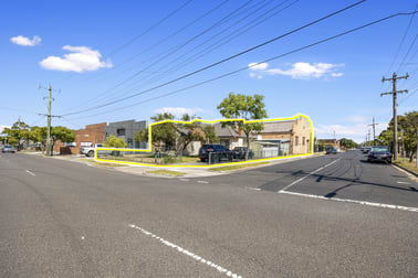 33 Fenton Street Huntingdale VIC 3166 - Image 2
