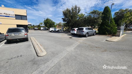 4/13 Townsend Street Malaga WA 6090 - Image 2