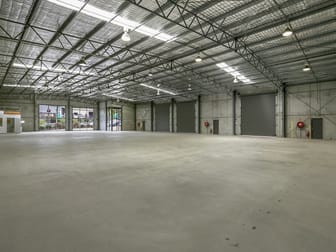 Click to view all images 6 Redbank Place Picton NSW 2571 - Image 2