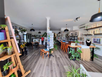 Click to view all images 14 Market Street Fingal Bay NSW 2315 - Image 3