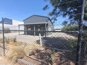 2 Graham Court Pakenham VIC 3810 - Image 2