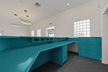 19 Victoria Street Victor Harbor SA 5211 - Image 3