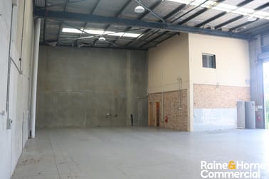 2/26-28 Whyalla Place Prestons NSW 2170 - Image 3