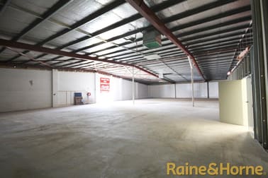 Click to view all images Shop 3, 163 Macquarie Street Dubbo NSW 2830 - Image 2