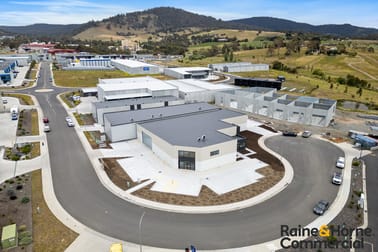 Units 1 & 2/5 Railway Court Cambridge TAS 7170 - Image 2