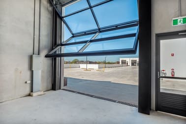 Click to view all images Unit 213 78 O'Riordan Street Alexandria NSW 2015 - Image 3