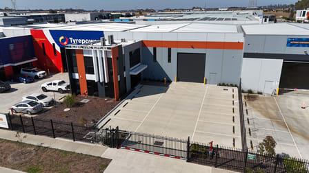 21 Hamersley Drive Clyde North VIC 3978 - Image 1